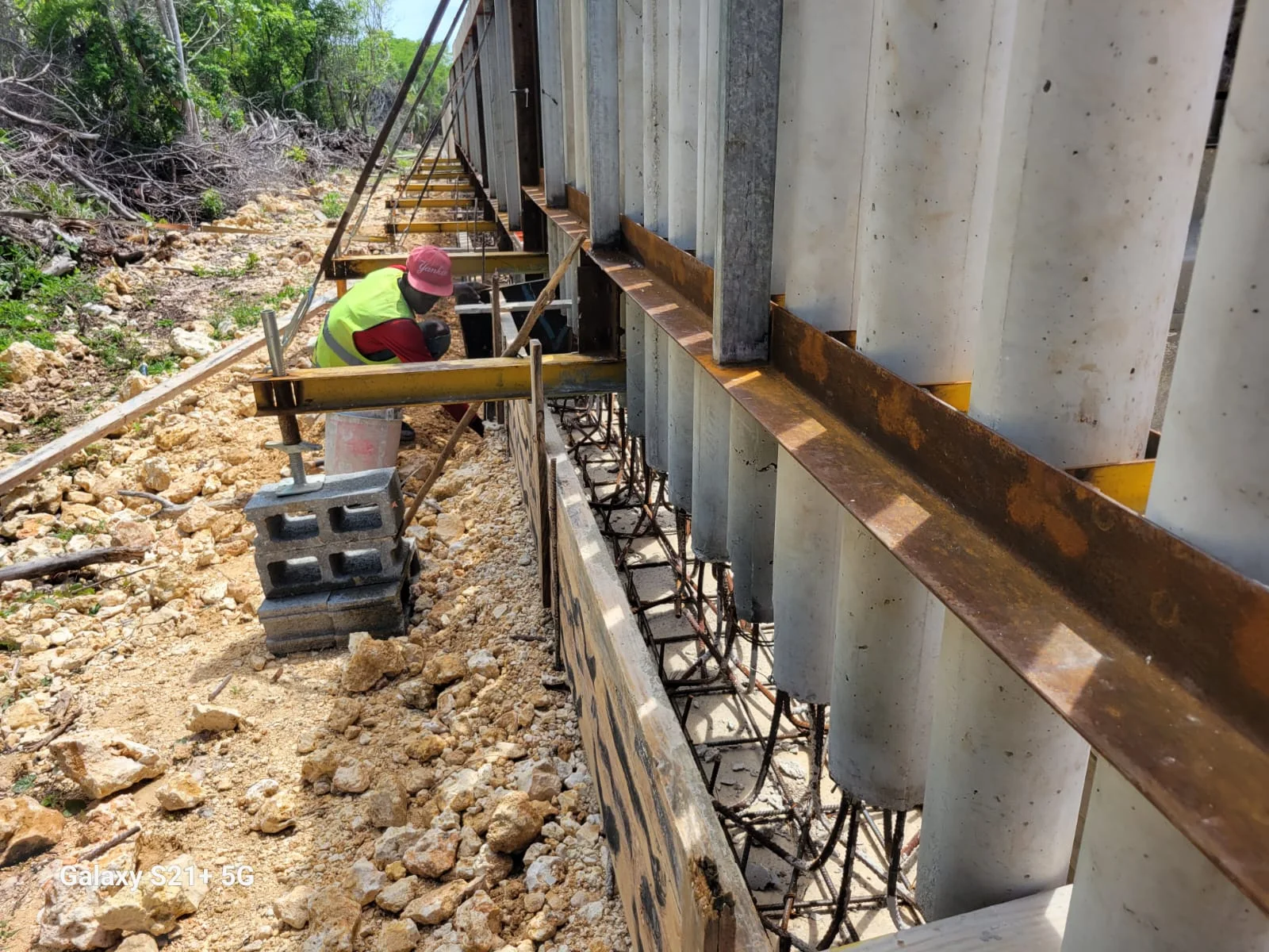 Cercado de concreto Principal